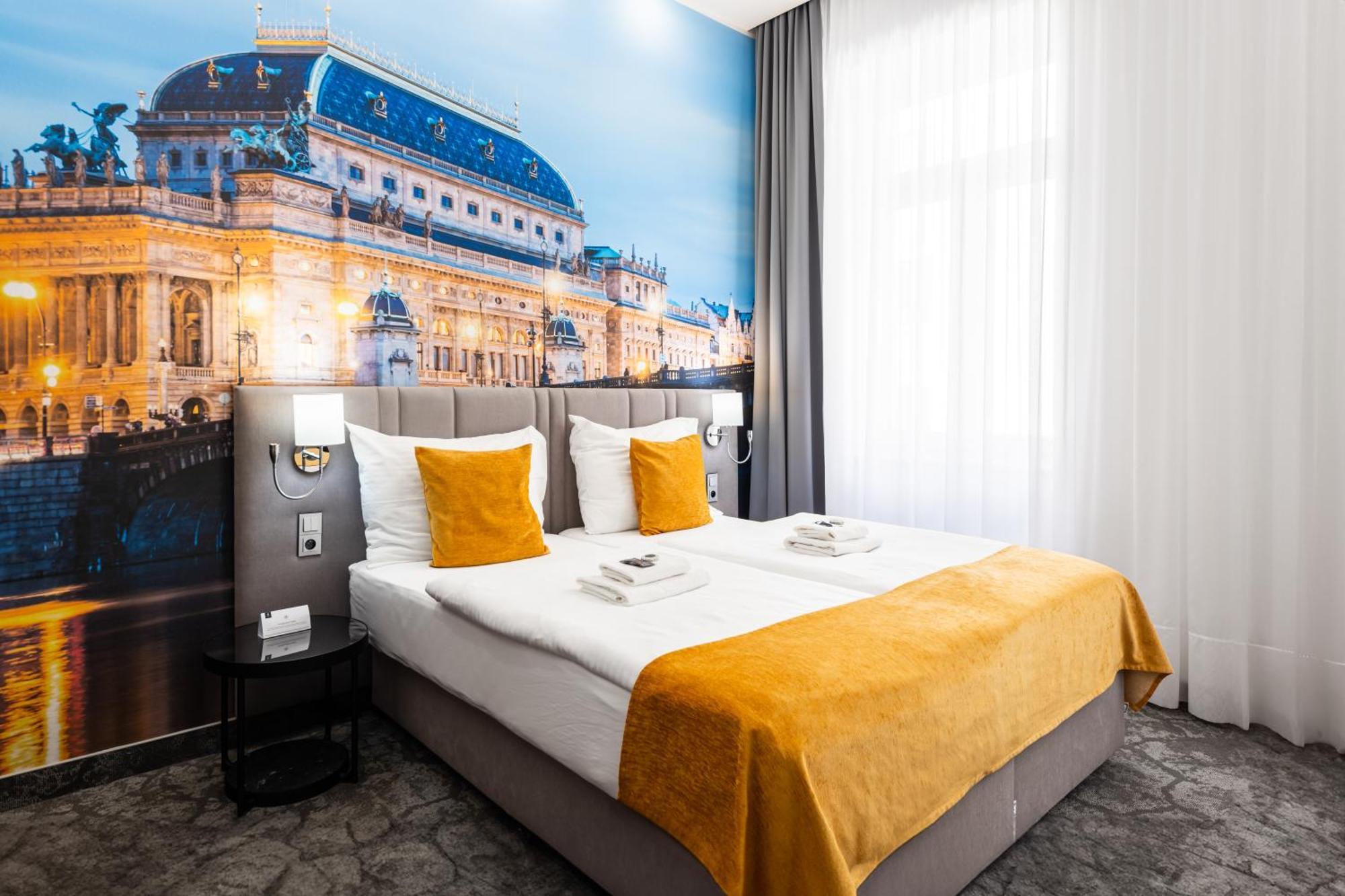 A1 Royal Plaza Hotell Prag Exteriör bild